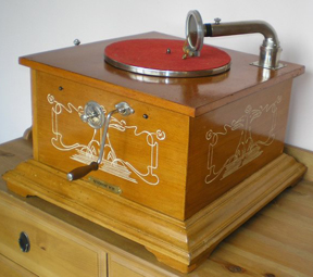 Victrola Phonograph Photos